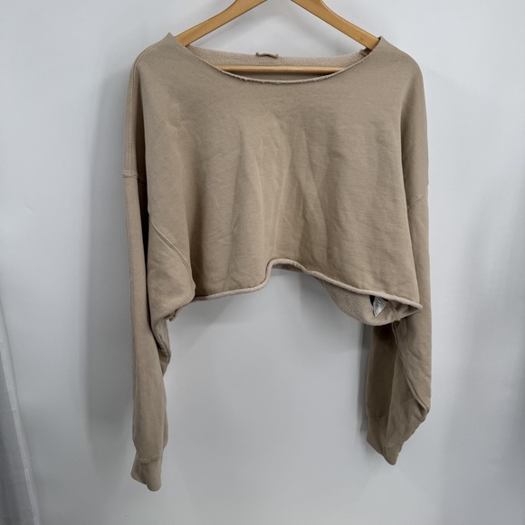 Brandy Melville Tops - Brandy Melville Sweatshirt‎ Womens One Size Beige Cropped Raw Hem Terry Pullover